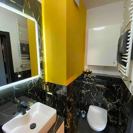 The Vip Arcadia Mall - Premium Location *