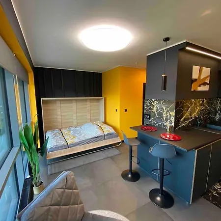 The Vip Arcadia Mall - Premium Location Appartement